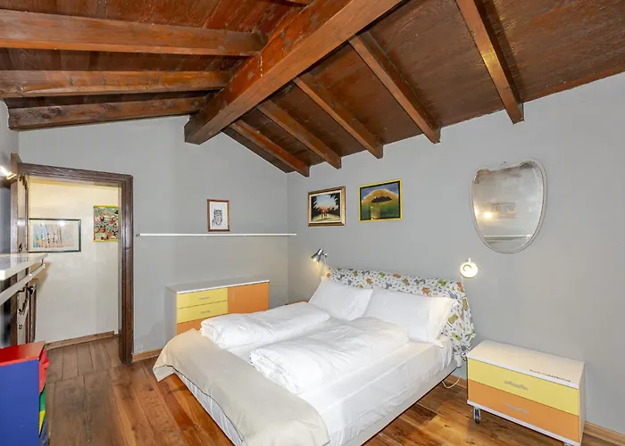 Casa Nel Bosco ヴィラ