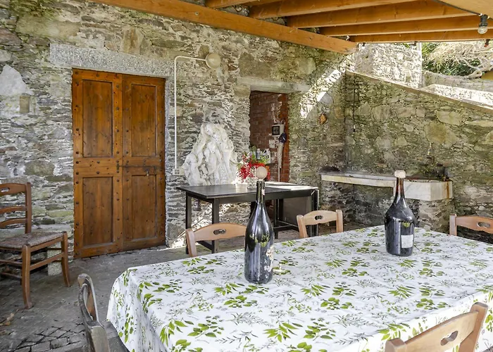 Casa Nel Bosco * Montegrino Valtravaglia