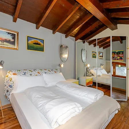 Casa Nel Bosco Villa Montegrino Valtravaglia