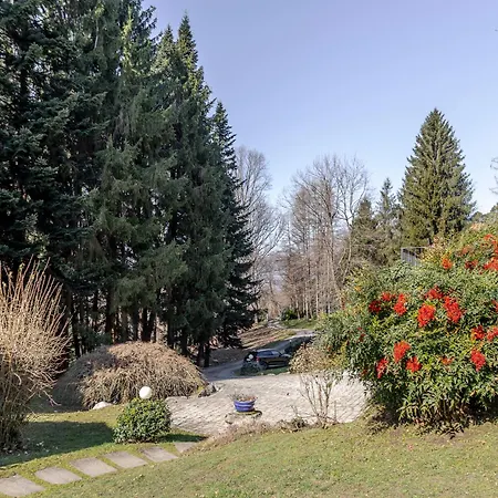 Casa Nel Bosco Villa Montegrino Valtravaglia