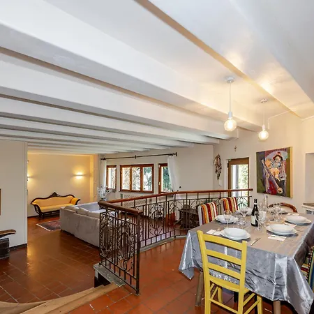 Villa Casa Nel Bosco Montegrino Valtravaglia