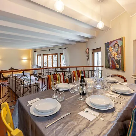 Villa Casa Nel Bosco Montegrino Valtravaglia