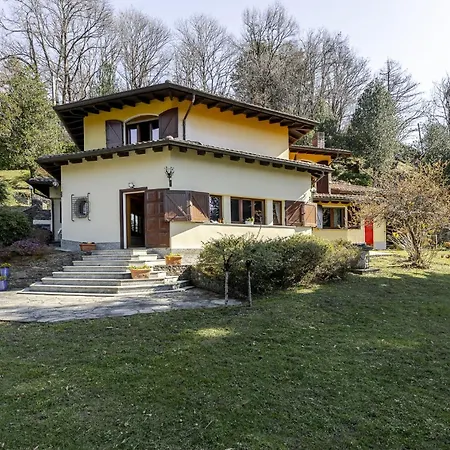 Casa Nel Bosco * Montegrino Valtravaglia