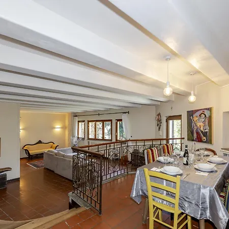 빌라 Casa Nel Bosco